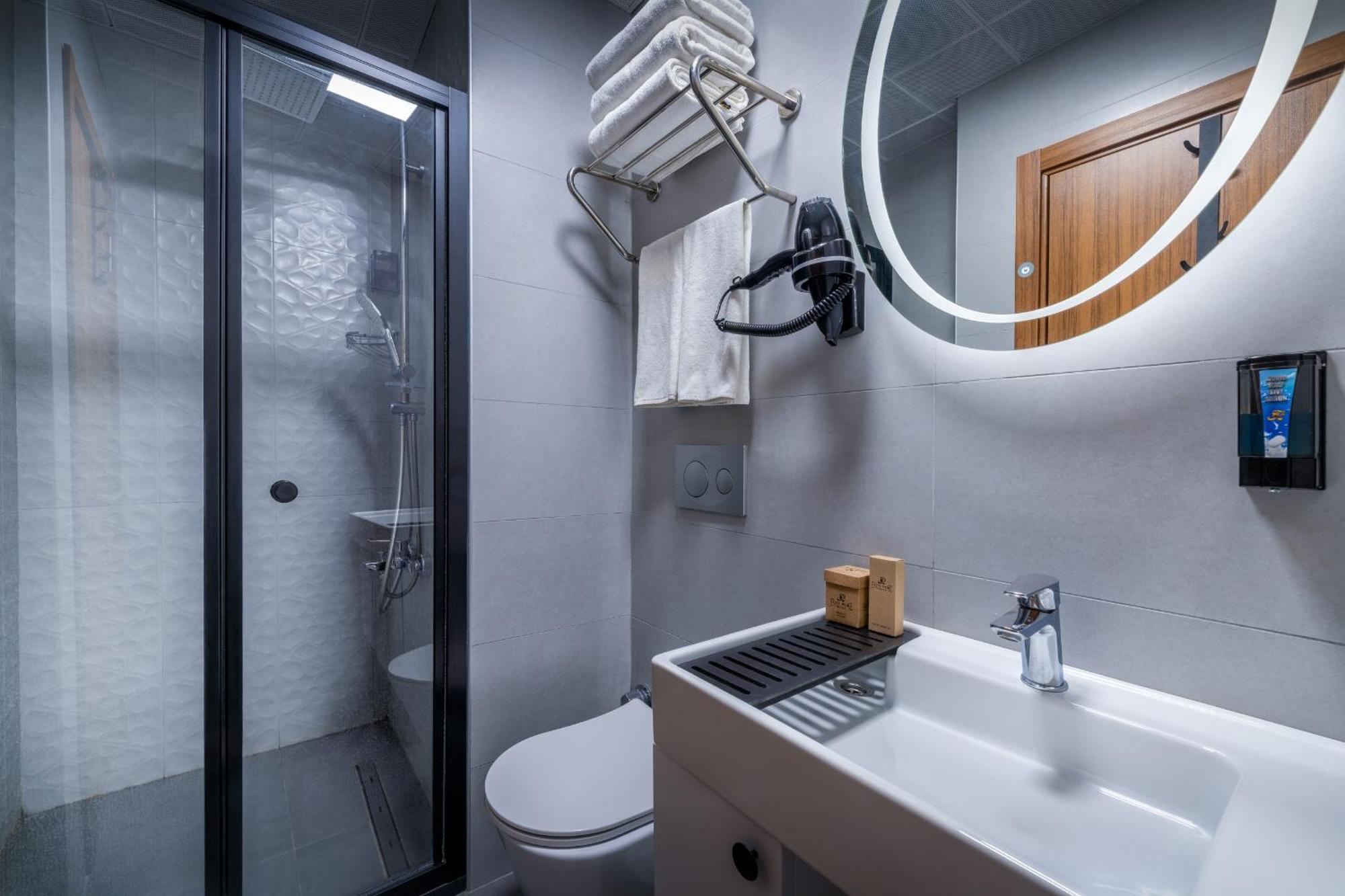 Elite Hotels Istanbul Airport Arnavutkoy Exterior foto